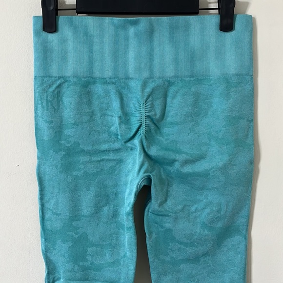 Gymshark Adapt Camo Seamless Full Length Butt Scrunch Aqua Leggings Size Medium - Picture 8 of 10